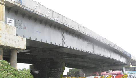 steel box girder weight|designing a steel girder beam.